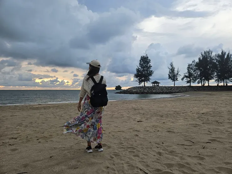 帝國酒店海灘,想起最自在的自己