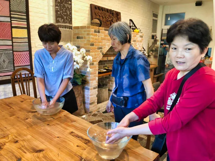 自己的愛玉自己洗