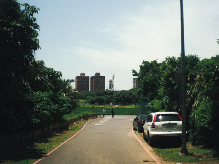大斜坡後的風景