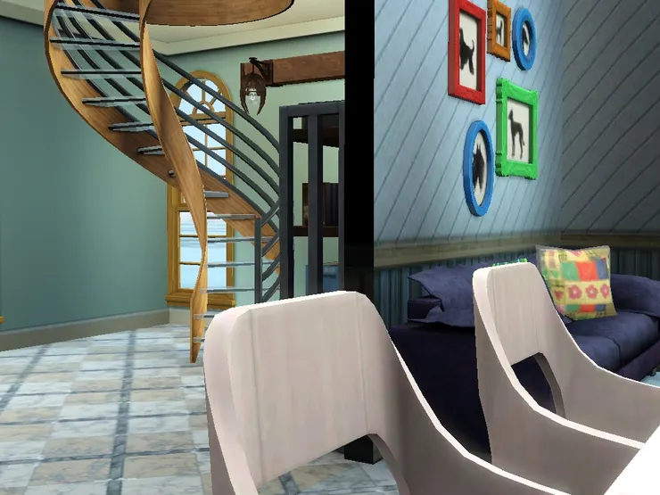 屋後方有樓梯。