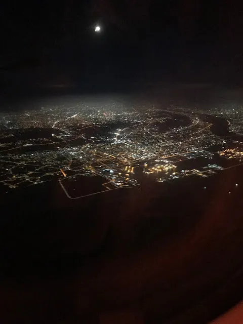 飛行日記(56) 阿聯酋航空 杜拜DXB - 台北TPE  EK366