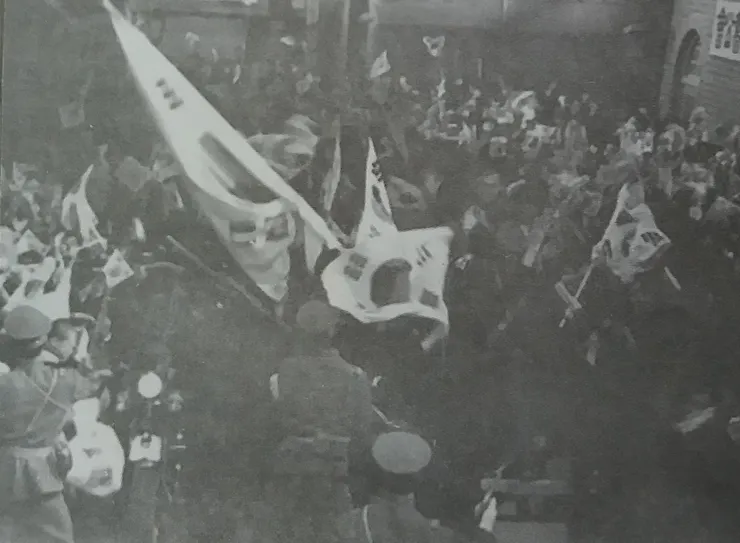 三一運動的導火線源自於大韓帝國皇帝高宗的喪禮，朝鮮人民以為高宗哀悼為由，反抗日本統治。(圖源/維基百科)