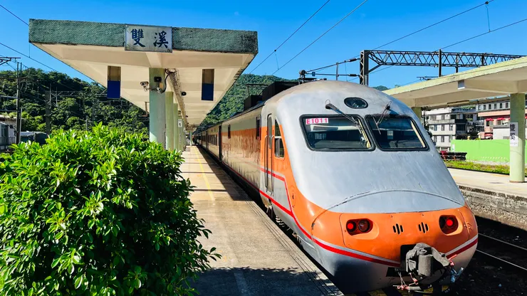 早晨的雙溪，碧空如洗