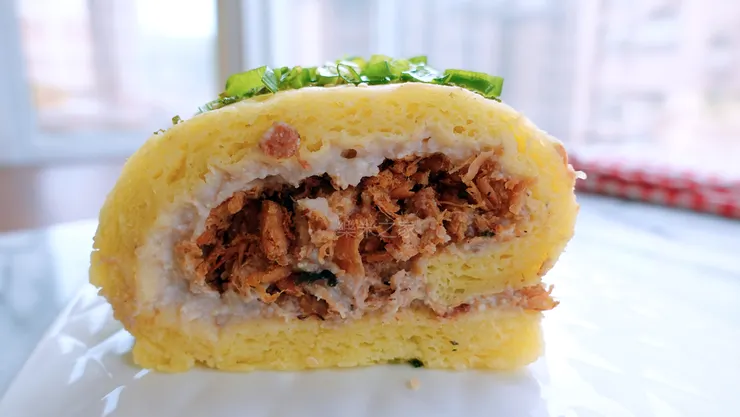 芋泥口味的蔥花香鬆米包