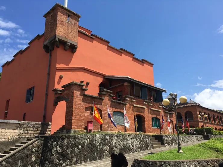 紅毛城原是國定古蹟，後編列至淡水古蹟博物館群之一