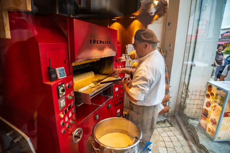 美食節目裡面的年輪蛋糕製作過程