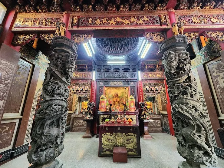 龍柱於交趾陶藝術(圖片截圖於網路)