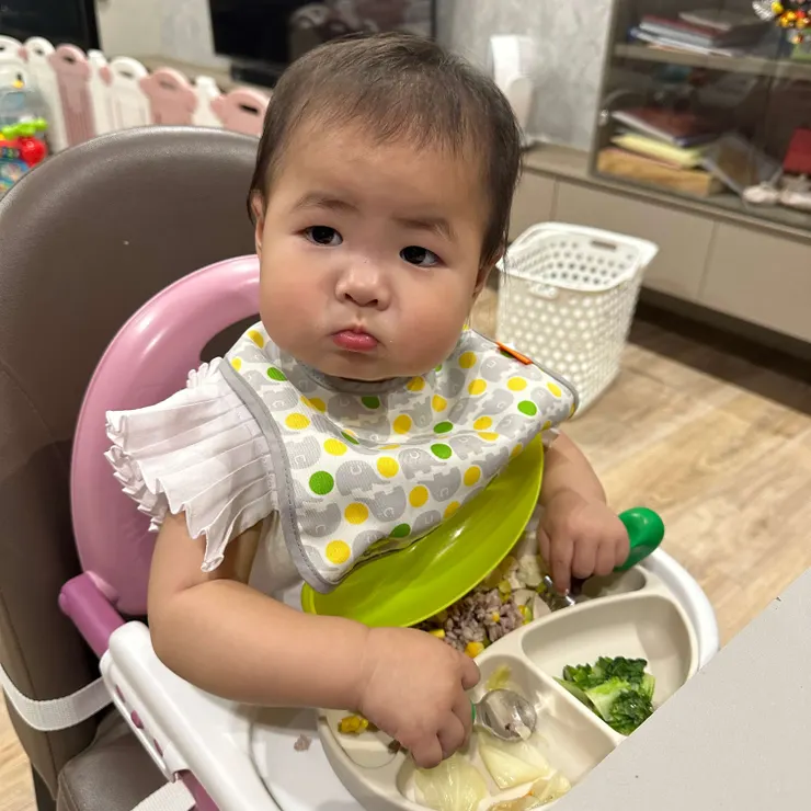 雪碧用Nana's Manners 寶寶幼童學習餐具