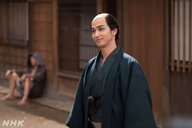 好心的蔦重常來看望新之助夫妻