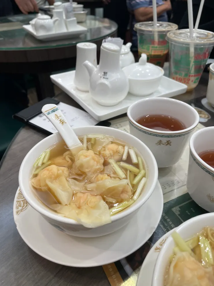 麥奀雲吞麵世家|簡稱麥奀記