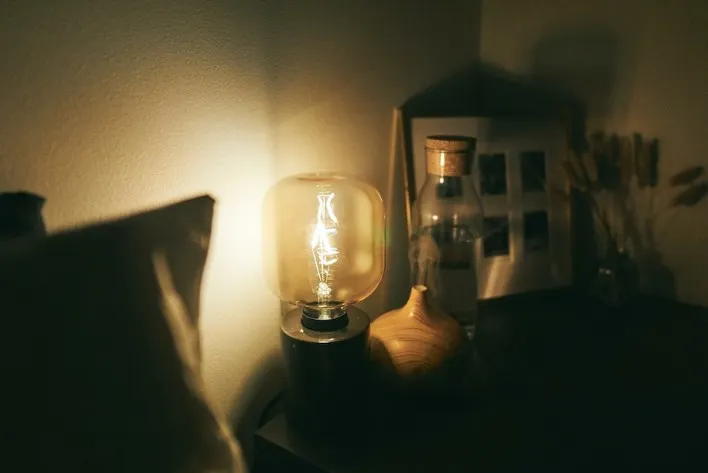 睡眠的重要性，舒適、安靜、無燈光也是一個很重要的環節