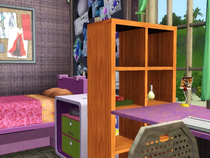 我很喜歡在很細小和不經意便浪費掉的空間造些儲物空間，要善用地方才行。