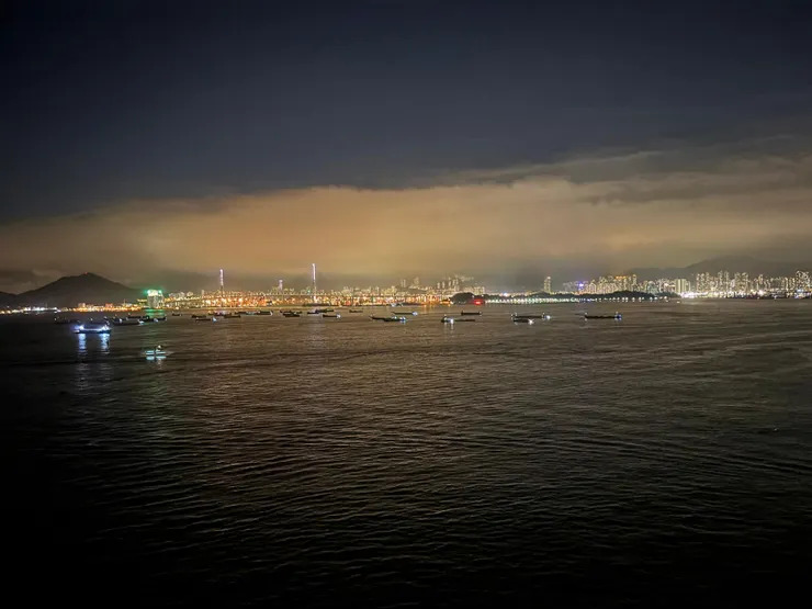 此時此刻窗外景色