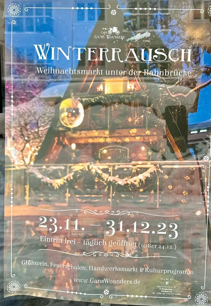 雖然冷，但還有熱氣騰騰的聖誕市集有熱葡萄酒和美味香腸等著你呢