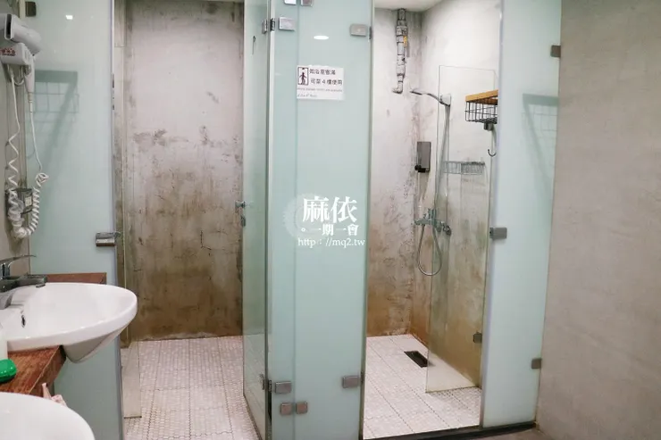 東門3號膠囊旅店