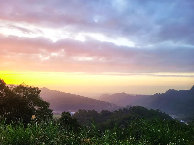 色溫美的令人窒息。