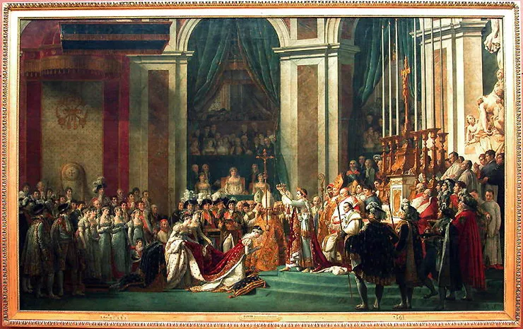 《拿破崙加冕》寬30英尺、高19英尺，畫中可見200多位與真人等大的人物。大衛希望盡可能在同一個畫面中，同時呈現皇帝與皇后的加冕典禮，儘管實際儀式中兩者是依次進行的。於是他選擇了這樣一個時刻：皇帝在親自將兩頂皇冠依次戴上自己頭上之後，重新拿起第二頂冠冕，雙手高舉，準備將它加在尊貴的皇后頭上。