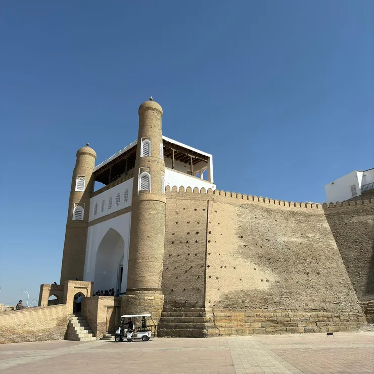 側拍雅克城堡外觀