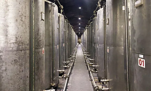 八八坑道 大型儲酒槽