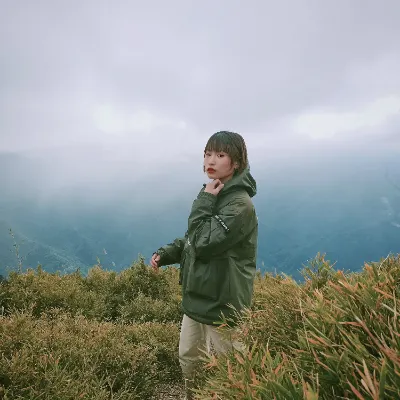 晴時偶陣雨的沙龍
