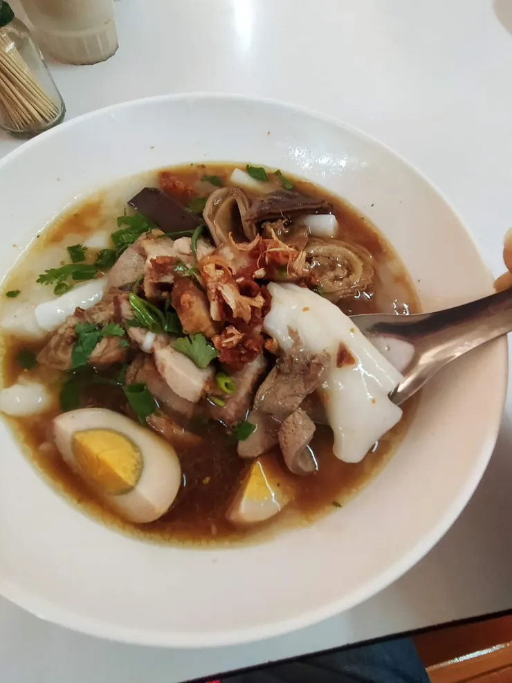 鬼喳，好喜歡麵的口感