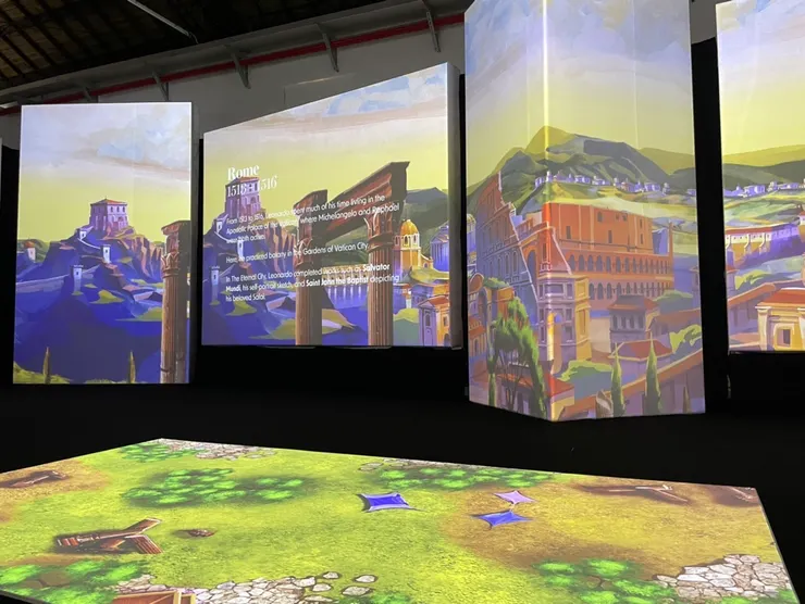 與友人直接席地而坐，沉浸在文藝復興世代的背影音樂，欣賞達文西的生平故事