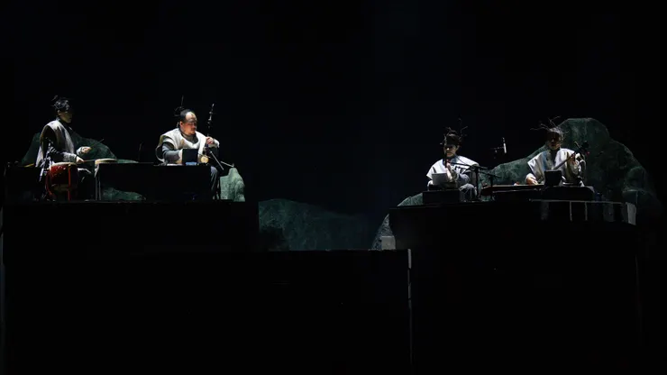 南管特有的吟唱與發音方式，製造有別現實世界的氛圍。（圖片來源：https://www.opentix.life/event/1580160534452482048）