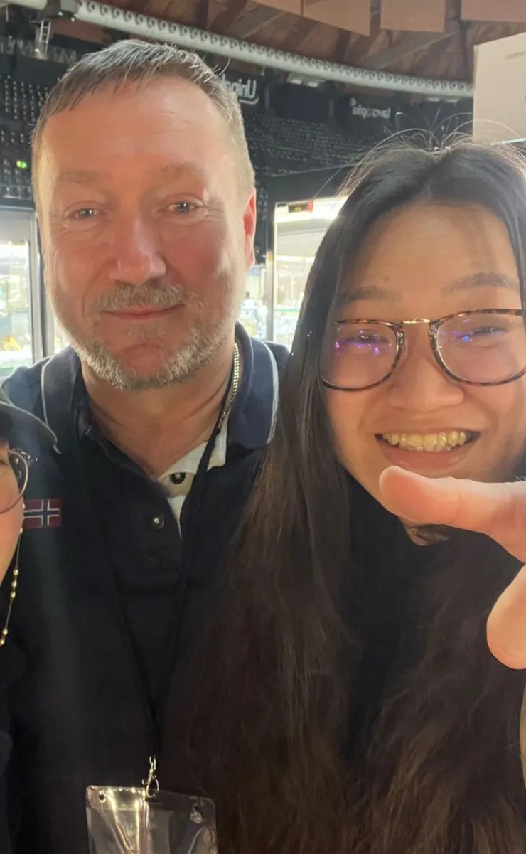 波隆那礦物展上推薦我去打太極的匈牙利大哥