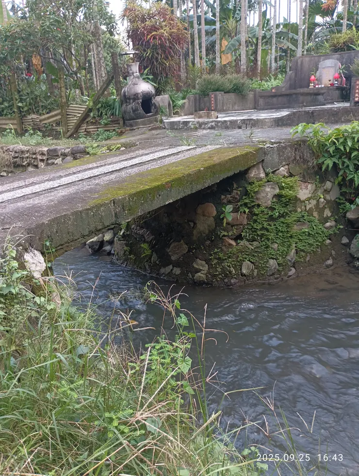 百年古橋清水揚