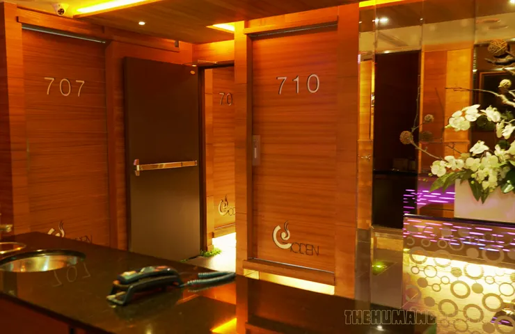 金都精緻溫泉飯店：親水景觀冷熱湯屋 - 7F