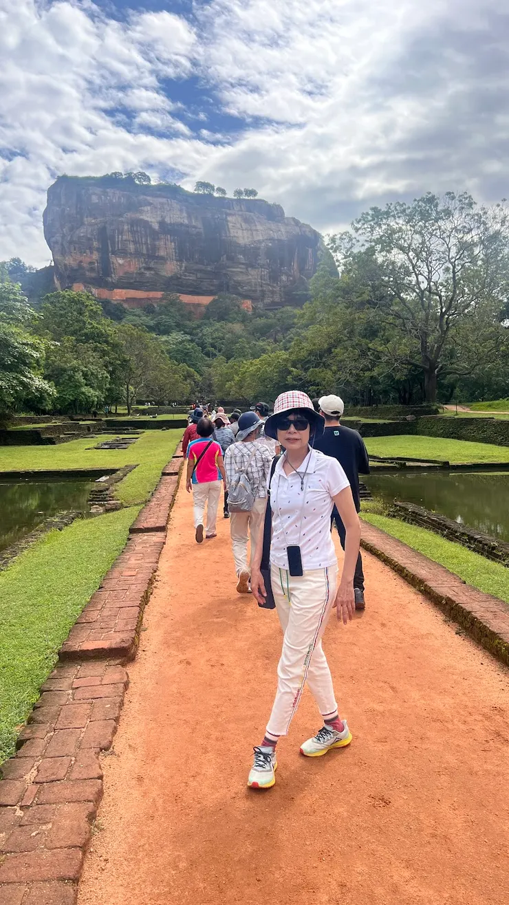 獅子岩就在前方