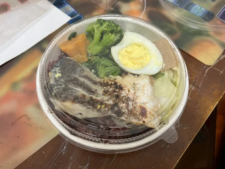 香煎鱸魚飯少。