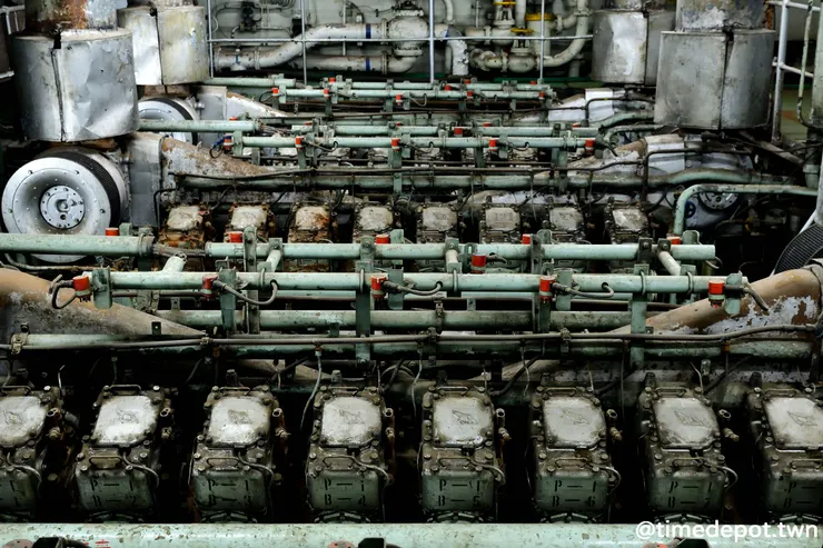 八甲田丸最深處的主引擎