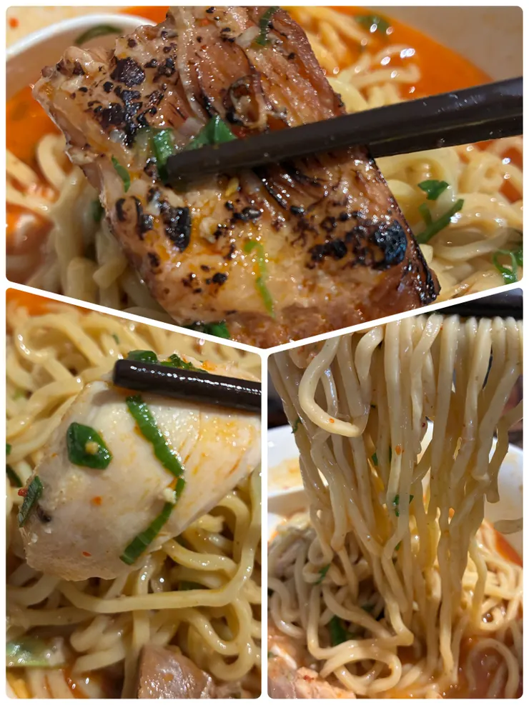 除了超好吃叉燒還有雞肉跟溏心蛋！