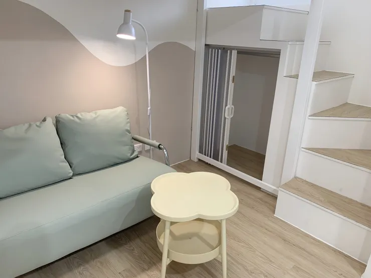 301 房樓梯下的收納空間