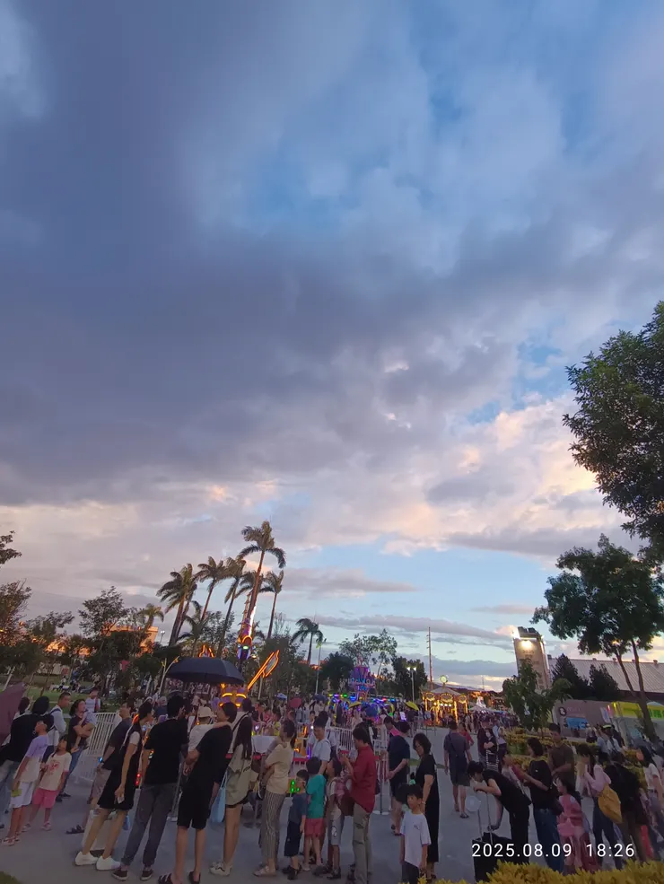 屏東夏日狂歡祭，自拍攝