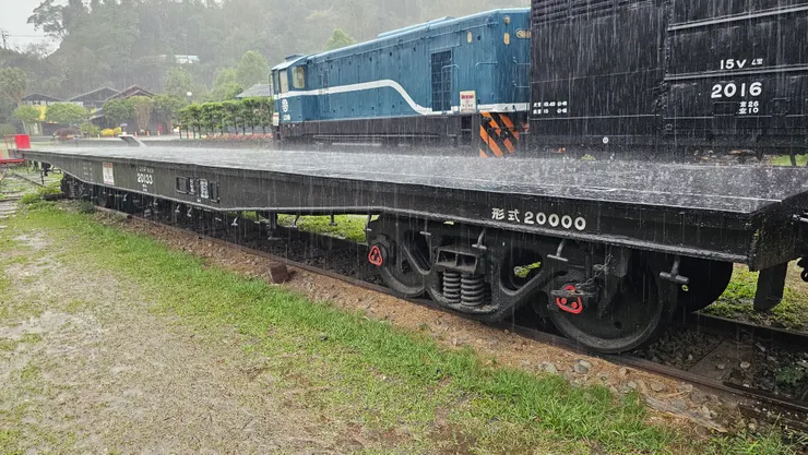 今天桃園的天氣就和這天的南投車埕一樣靠北!