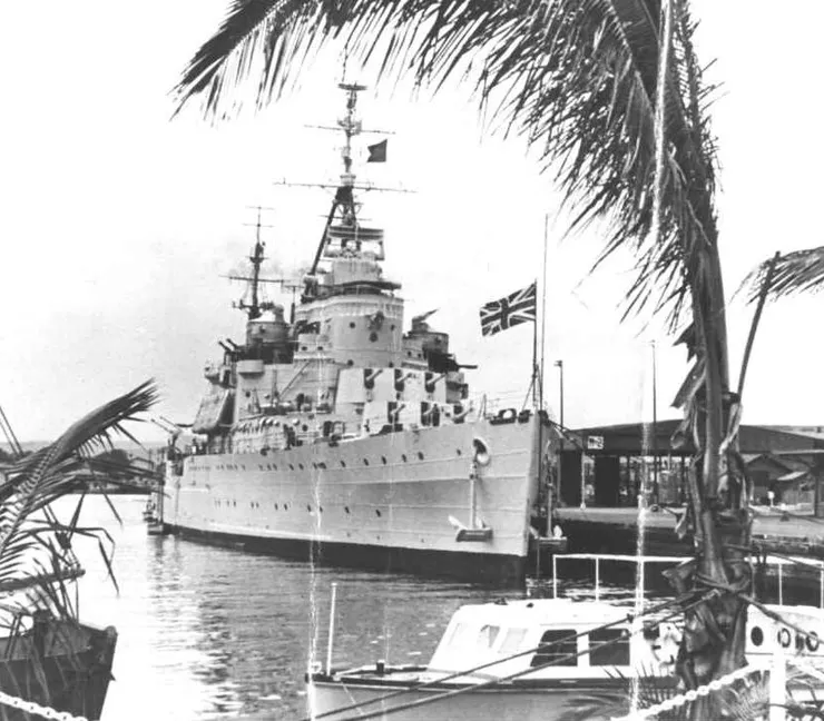 停泊中的牙買加號，停泊地點不詳