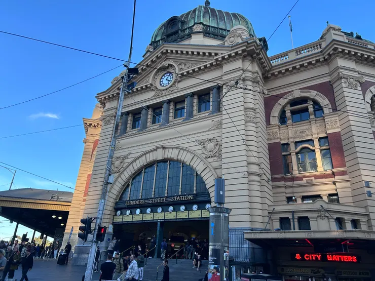Flinders Street railway station