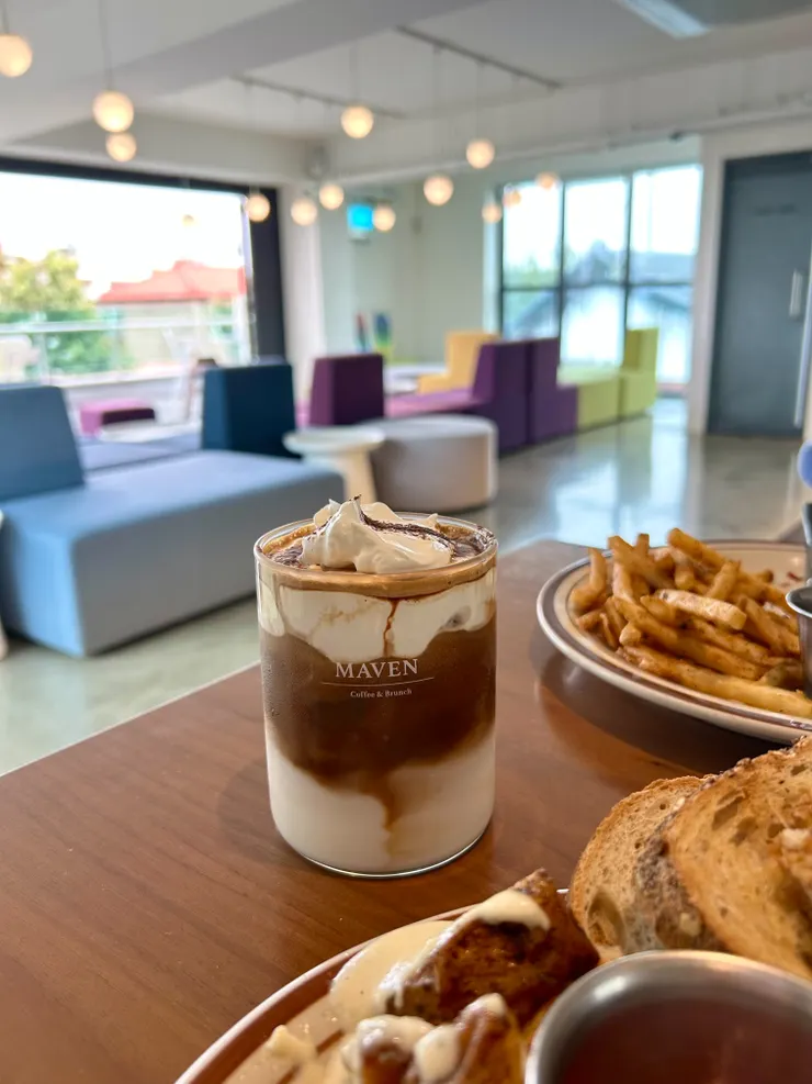 搭配鹹香的鹽奶油拿鐵