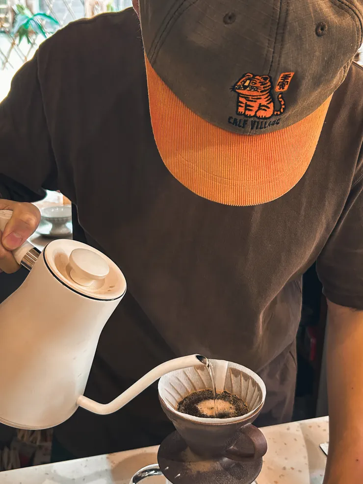 榮哥的手沖畫面-2