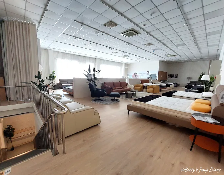 ▲好睡王竹北旗艦店/圖片來源:Betty's Jump Diary