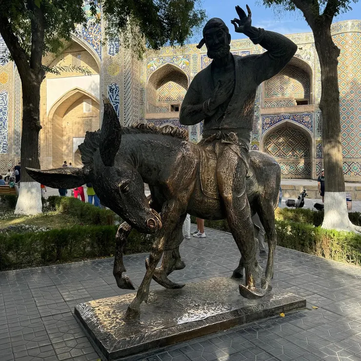 著名的阿凡提雕像 Nasreddin Afanti 