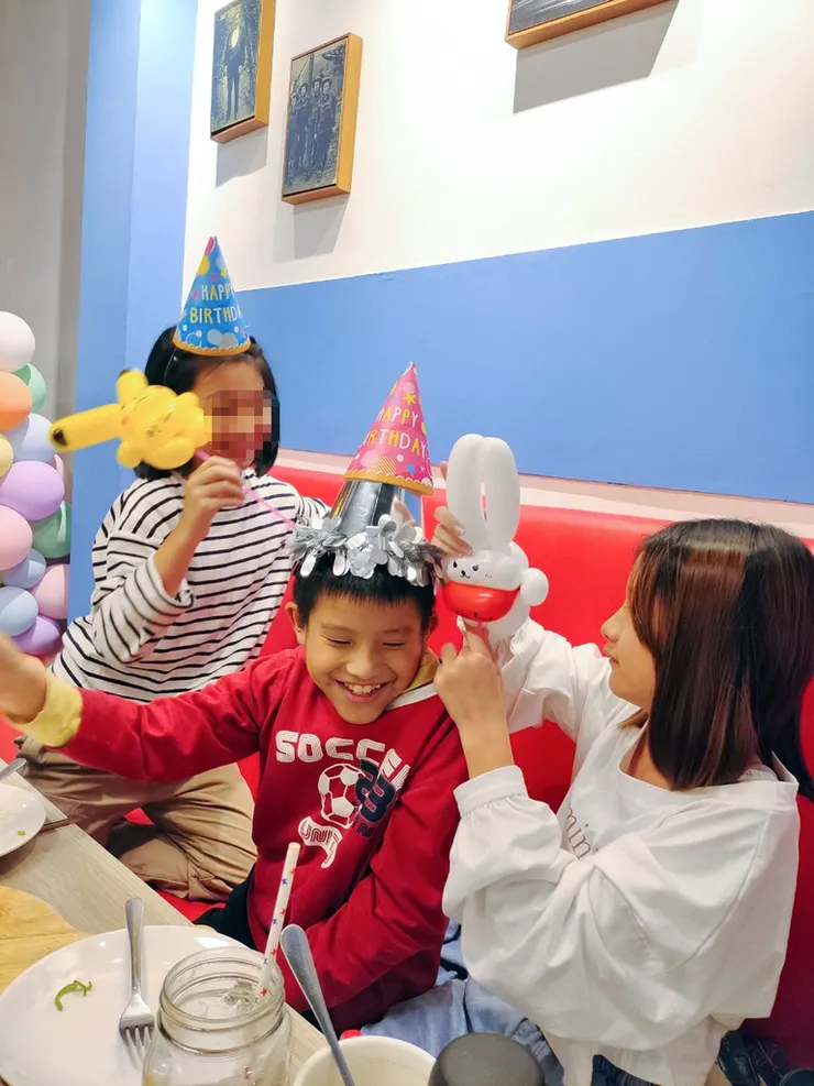 在醬醬披薩的慶生趴踢！台南手工披薩/生日親子餐廳推薦│窯烤披