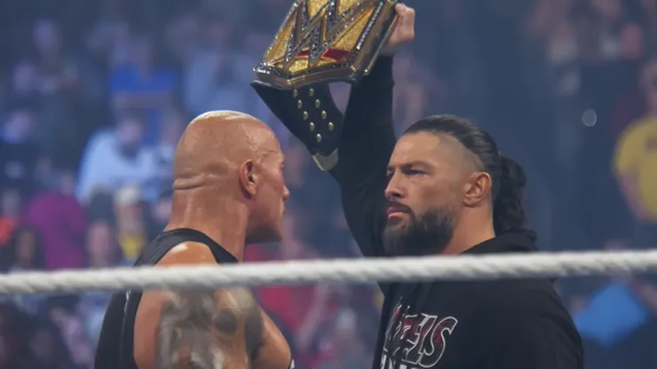 當 The Rock 接替 Cody 站上位置，全場觀眾為之沸騰。