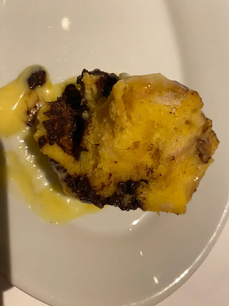 濕軟的蛋糕搭配苦甜巧克力