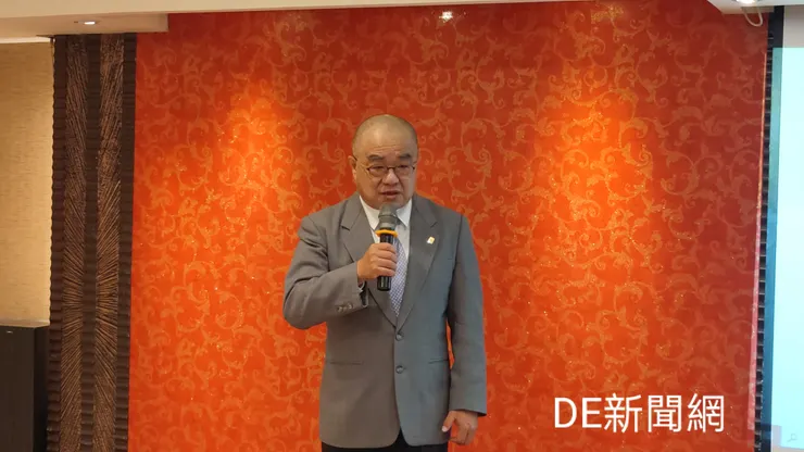 基隆港務分公司總經理高傳凱指出，基隆港郵輪觀光仍有很大的成長空間，將全力推動。(記者曾金萬攝)