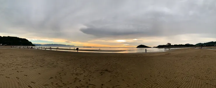 我覺得很美，遼闊啊！