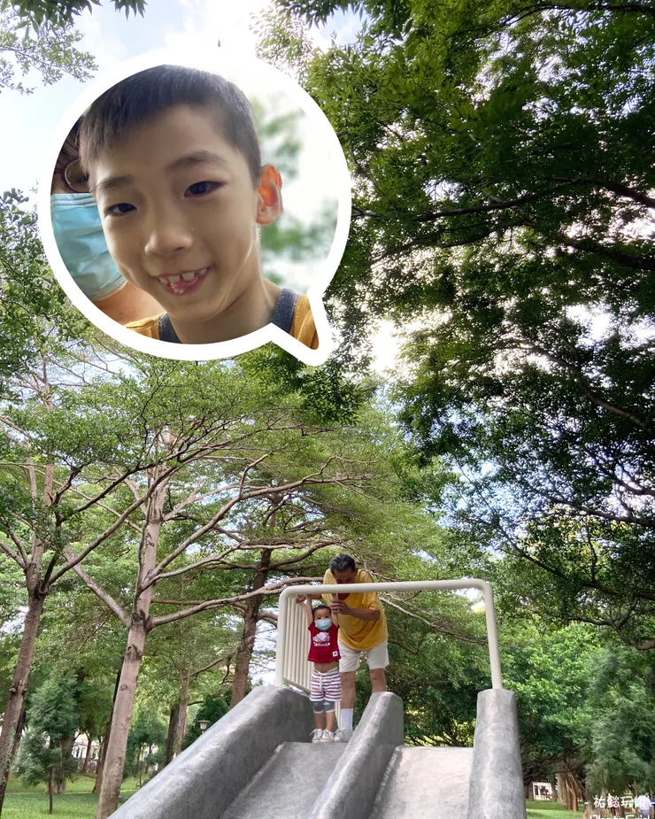 喜愛遊戲場也愛弟弟玩了很多遊戲場。