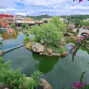 慈雲寺 美侖美奐的公園（圖片截圖於網路）
